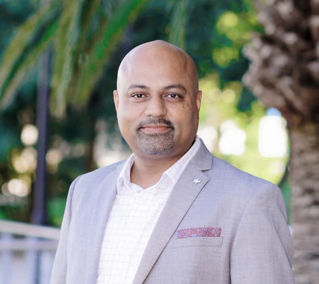 Sumit Joshi - Senior Loan Advisor