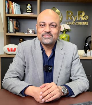 Sumit - Director & Senior Loan Specialist